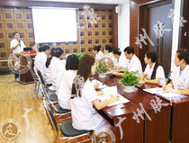 ���ݷ���Ƥ����ҽԺ